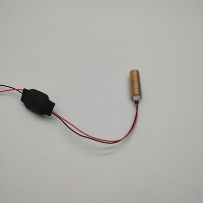 直径 8mm 561nm 生命科学のための黄緑点レーザーモジュール TEM00 ビームモード