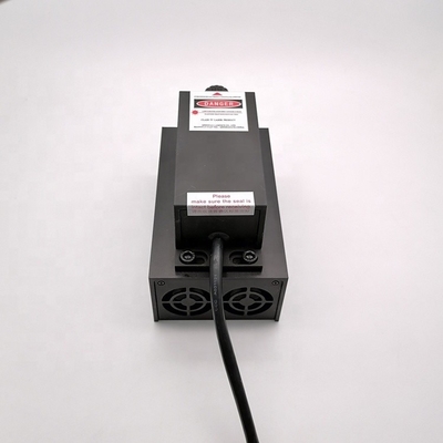 固体状態DPSSレーザー 1.8kg重量と85mmビーム高さ100mWイエローレーザー